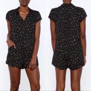 Free people women's Debby Dot Romper in black comb floral mini shorts size xs